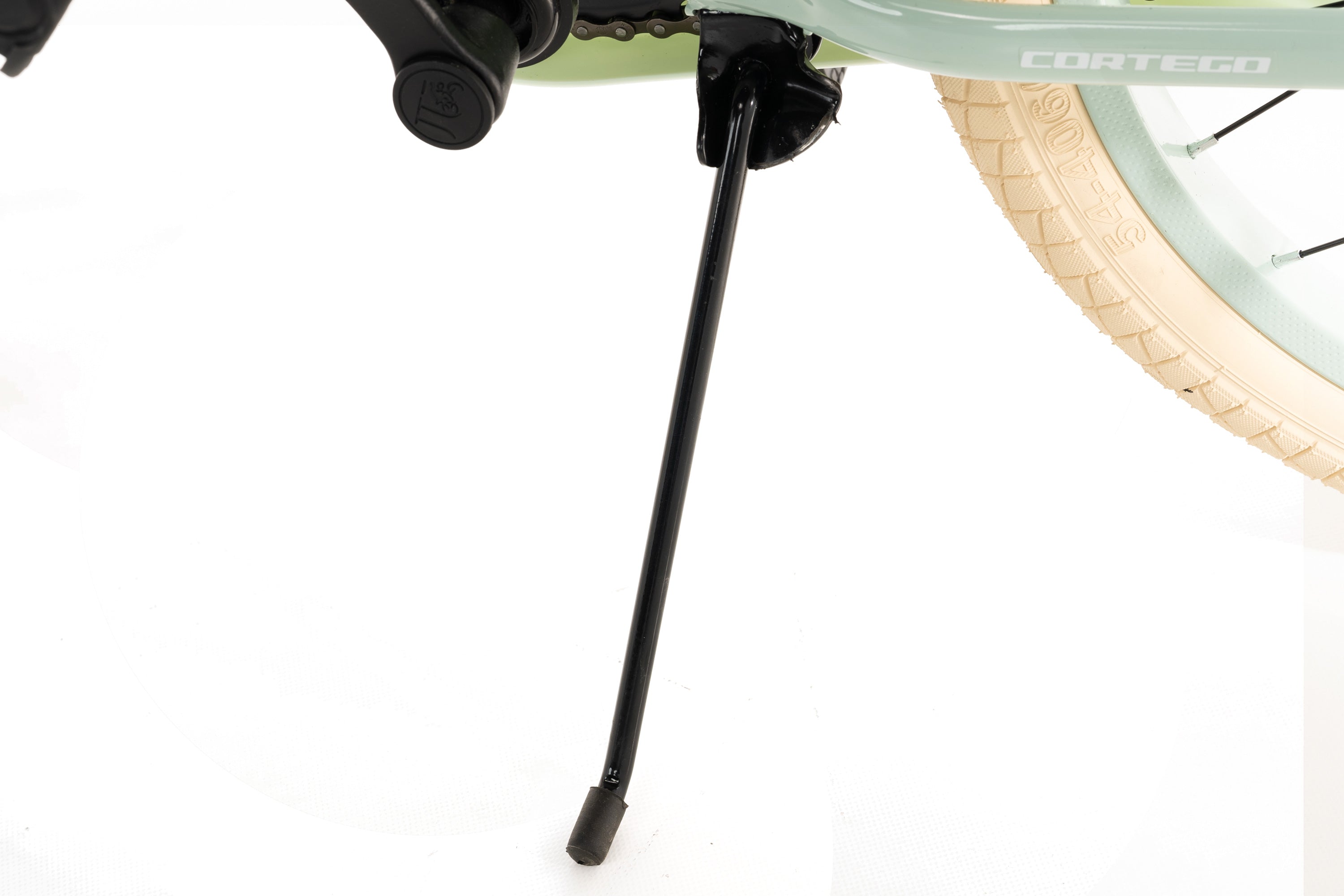 Cortego Liberty meisjesfiets Roze 22 inch + mand